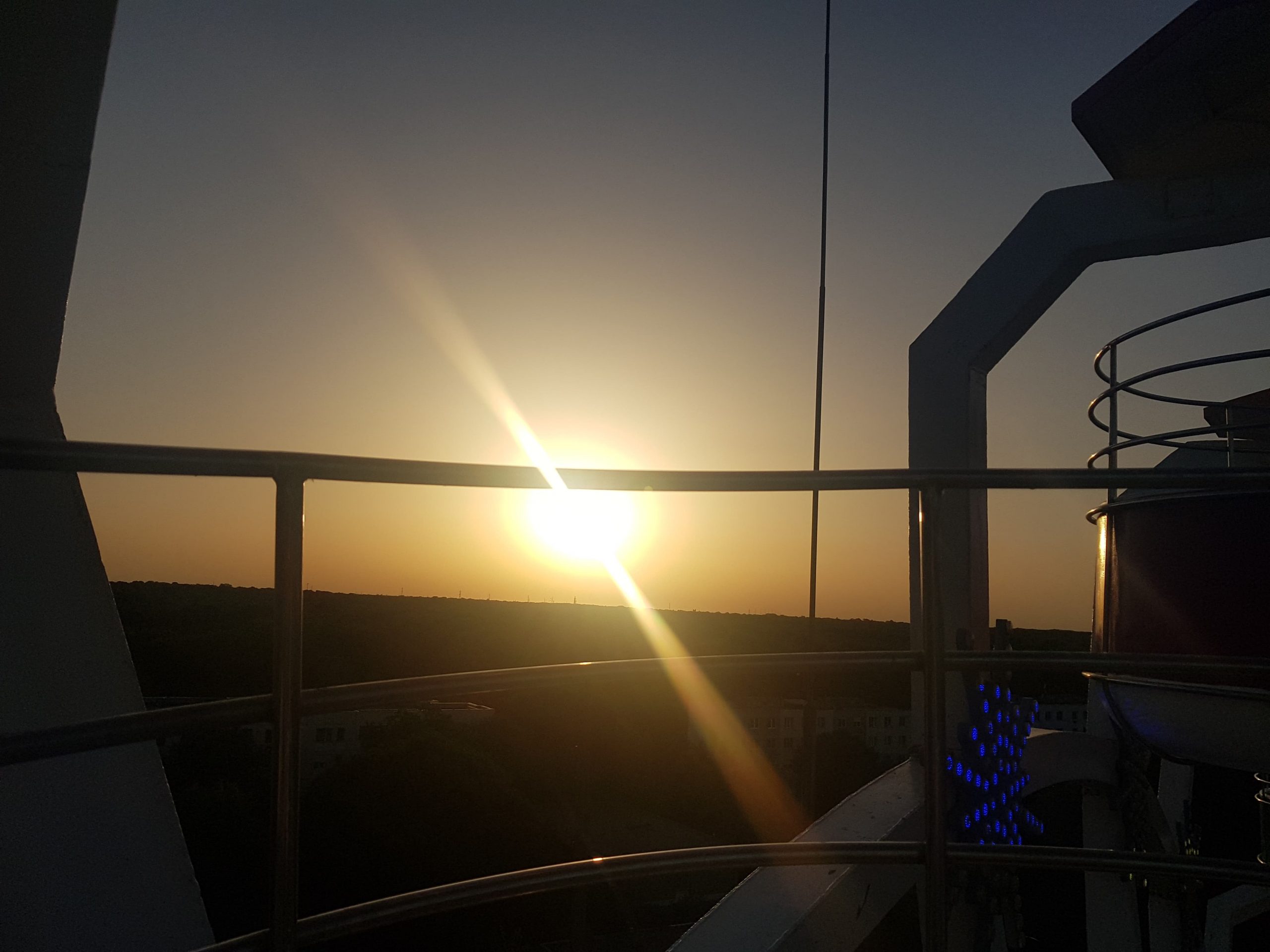 Răspunsurile vin atunci când ești tu cu tine.
